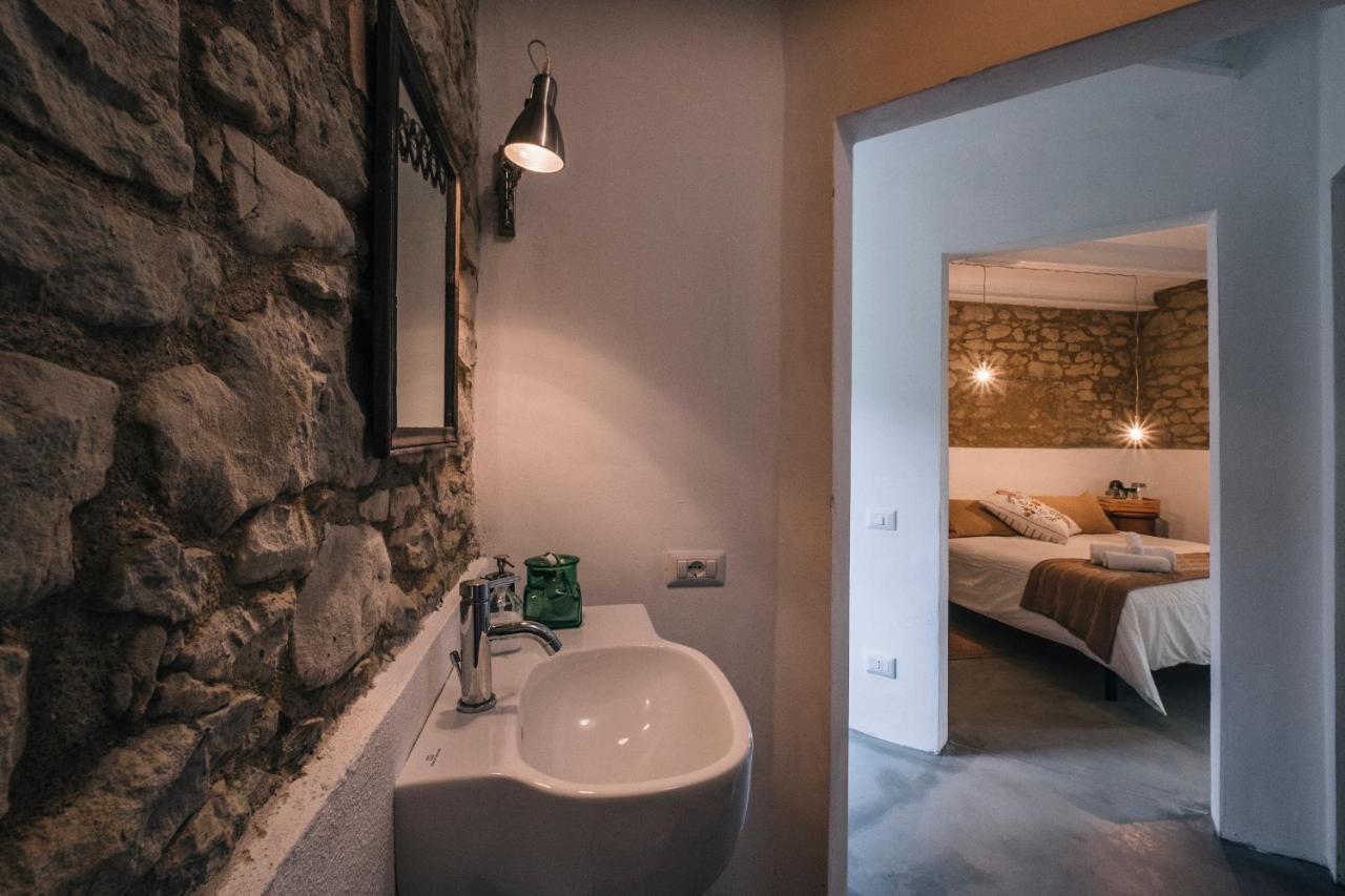 Bed and Breakfast Sotto I Sassi Guiglia Exterior foto